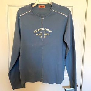 Men’s long sleeve tshirt